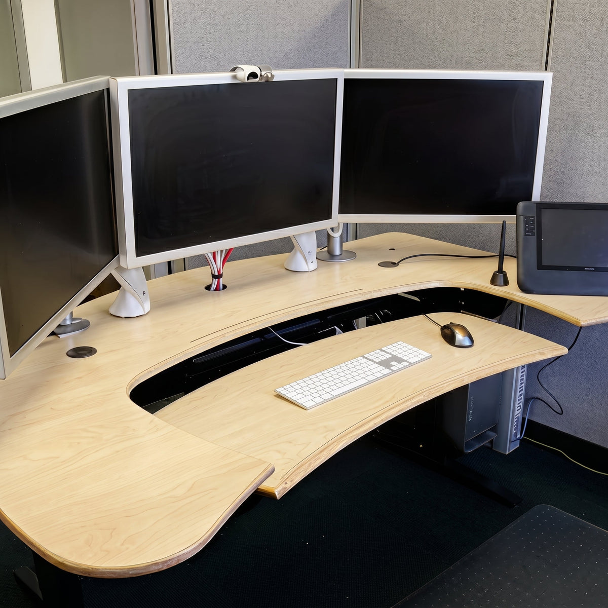 FLEXO Wrap - Dual Surface 2 Leg Sit-Stand Workstation: 74X48