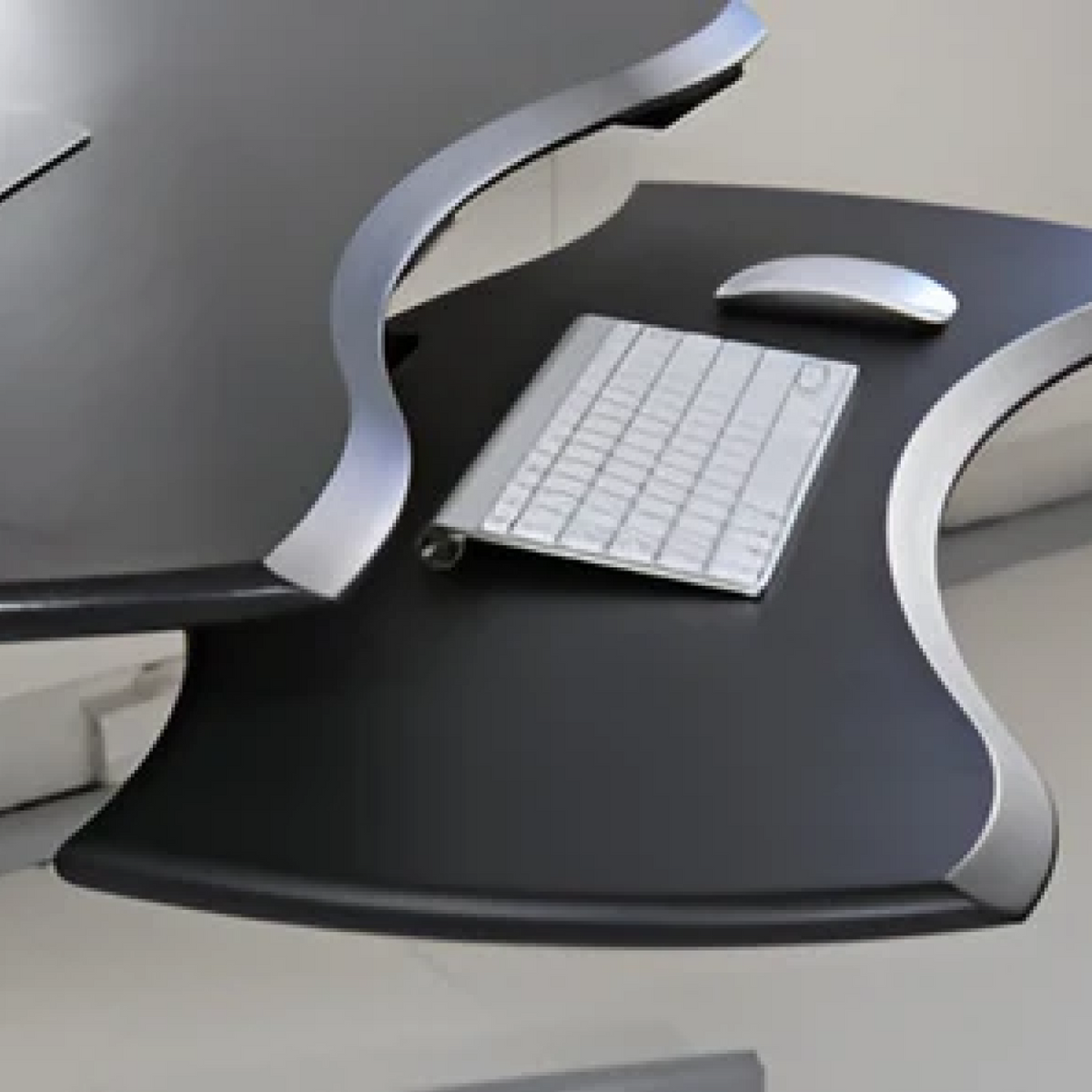 XO2 - Space Friendly Dual Surface Workstation