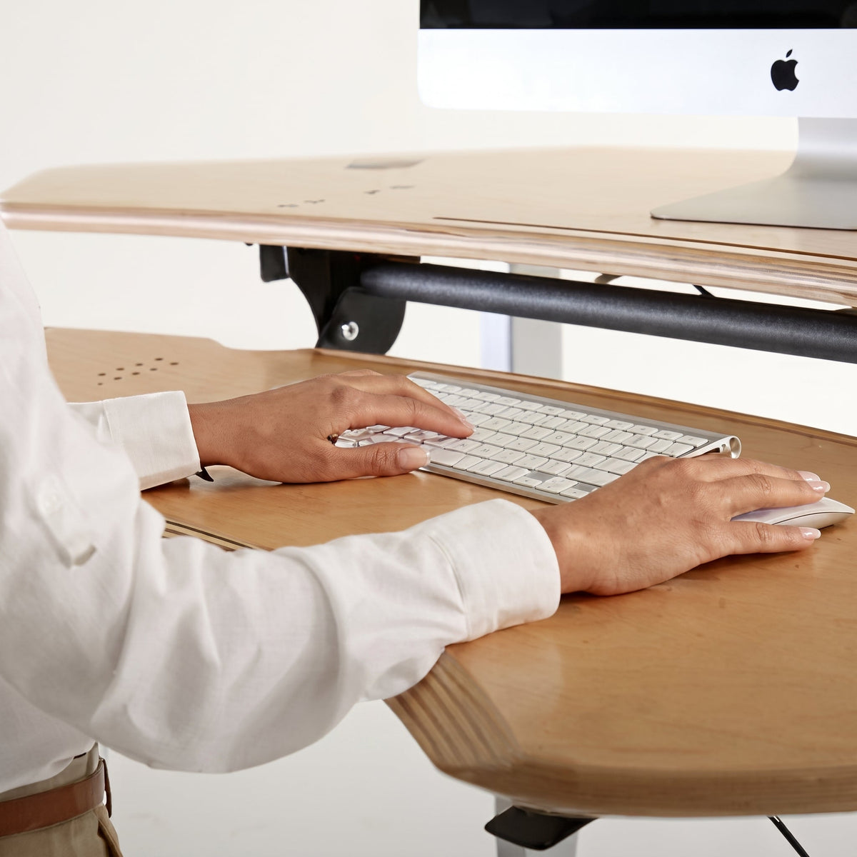 FLEXO Corner - Dual Surface 2 Leg Sit-Stand Workstation: 62x46
